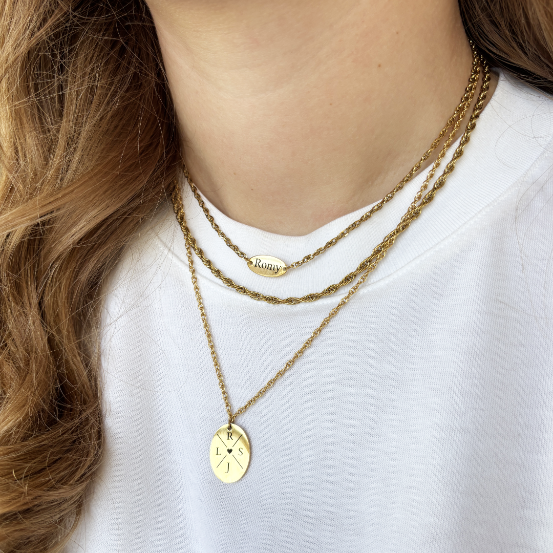 gepersonaliseerde ketting met naam ovaal