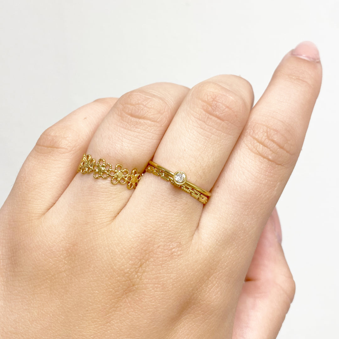 subtile chains ring