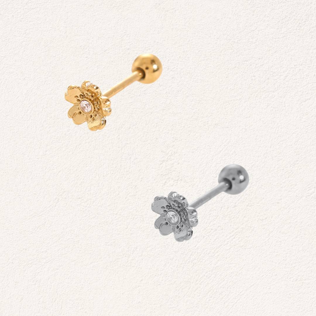 piercing stud bloemetje