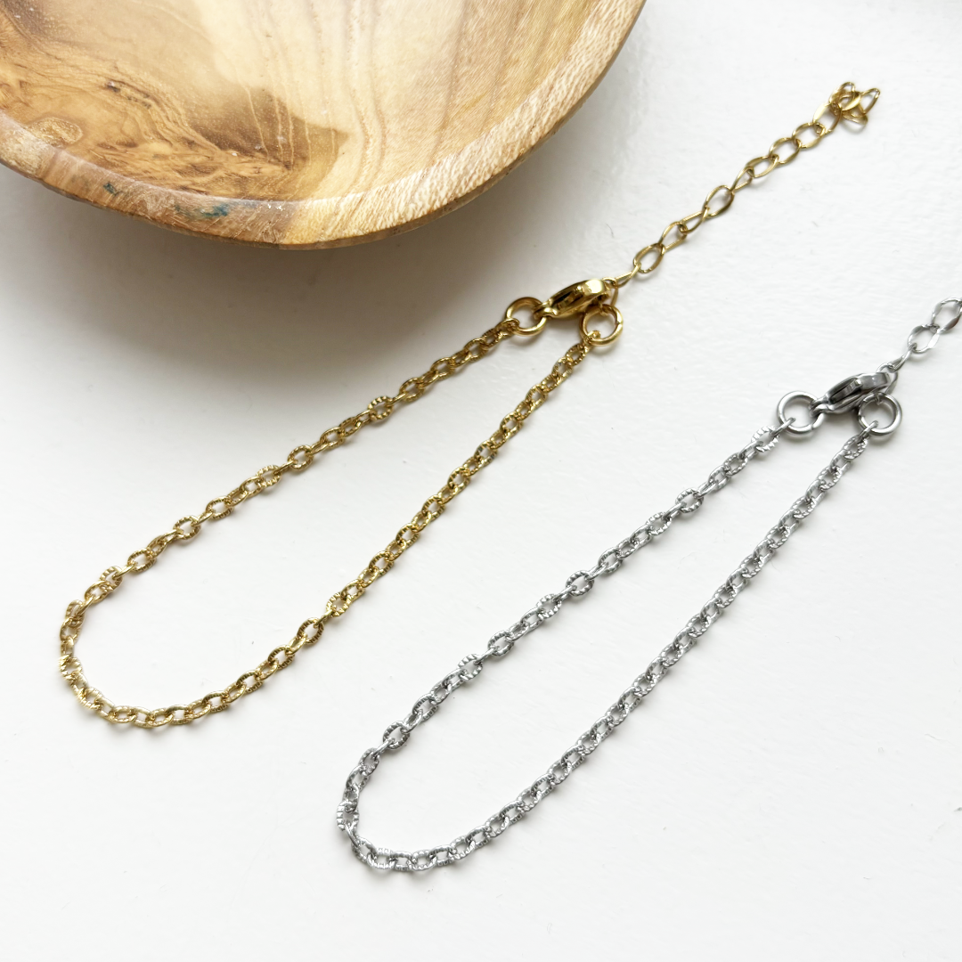 subtile chain armband
