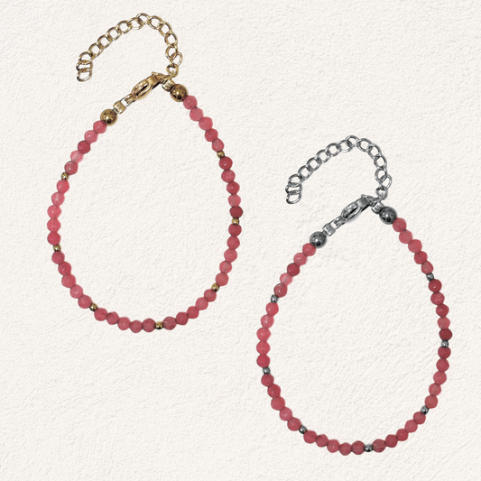 armband met donkerroze kraaltjes