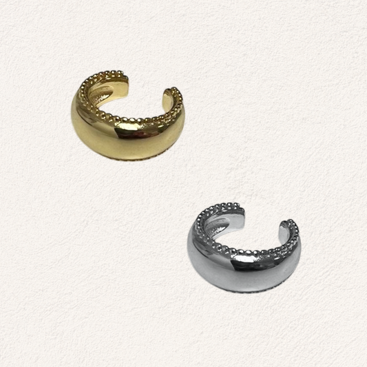 chunky earcuff met stipjes