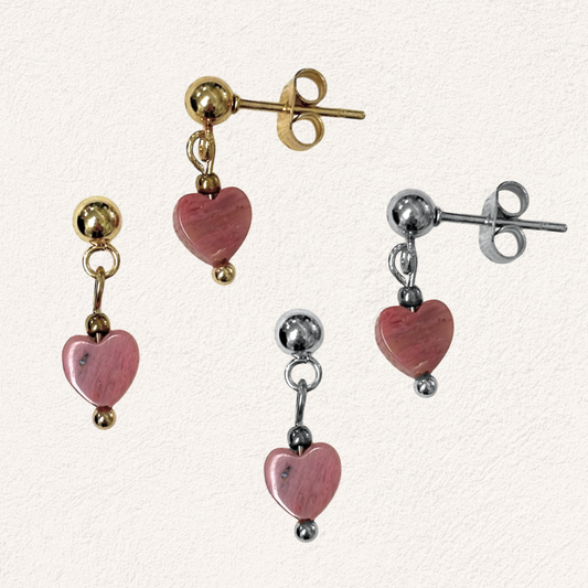 oorbellen stekers met roze natuursteen hartjes